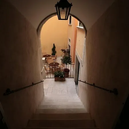 Hotel Antichi Feudi Dimora D'epoca 4*