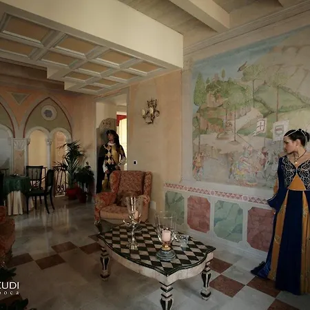 Antichi Feudi Dimora D'epoca 4*