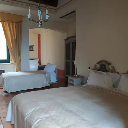 Antichi Feudi Dimora D'epoca Hotel 4*