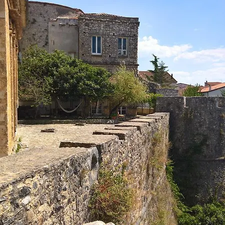 Отель Antichi Feudi Dimora D'epoca Тегджано